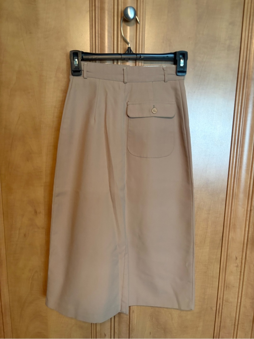 Vintage High-Waist Camel Midi Skirt with Front Patch Pocket